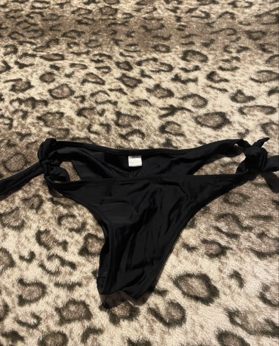 Costum de baie negru