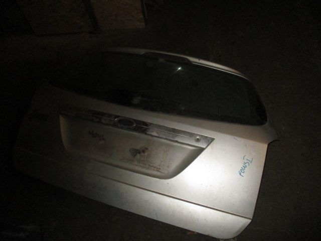 Hayon complet usa spate luneta geam Ford Focus 1 break caravan combi
