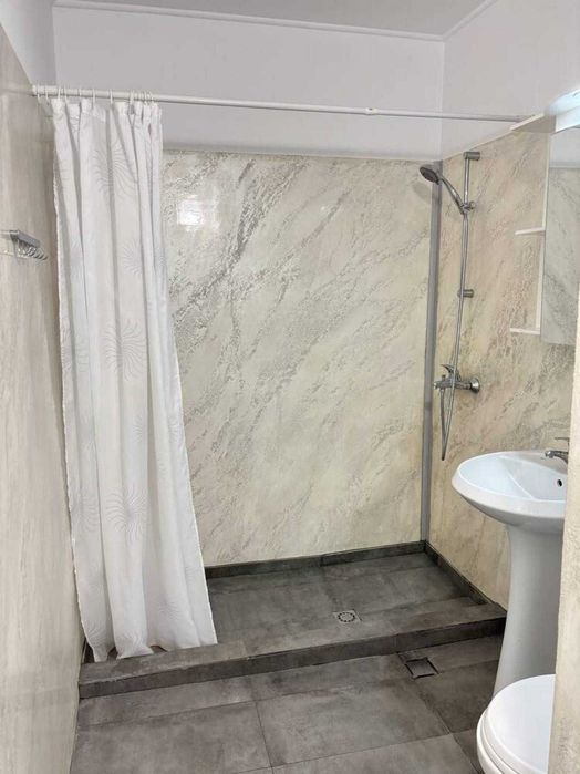 Продава се Тристаен апартамент в Пловдив, Христо Смирненски - 65 кв.м за 1824 €/кв.м - Снимка #9