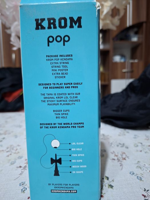 Kendama krom pop din America