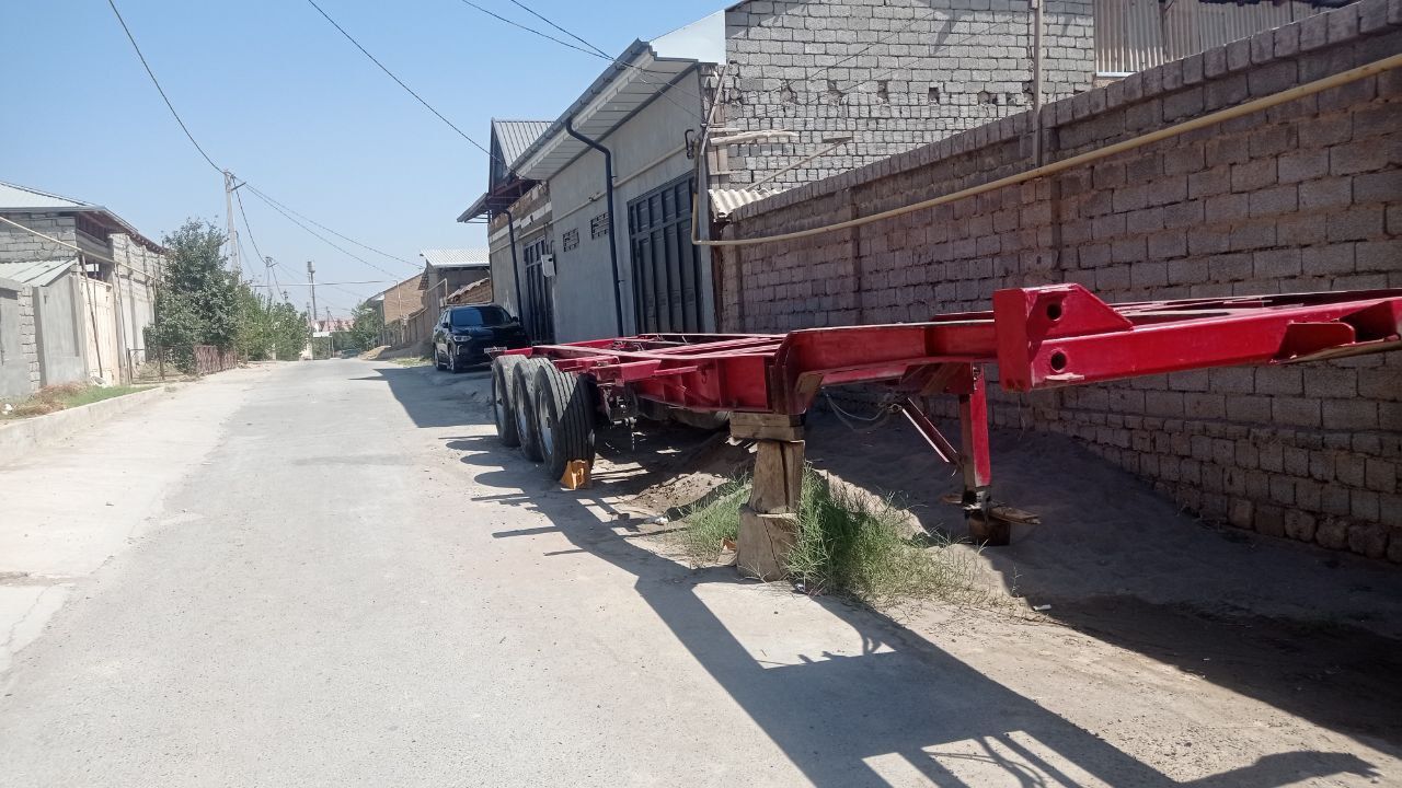 Продается прицеп контейнеровоз
