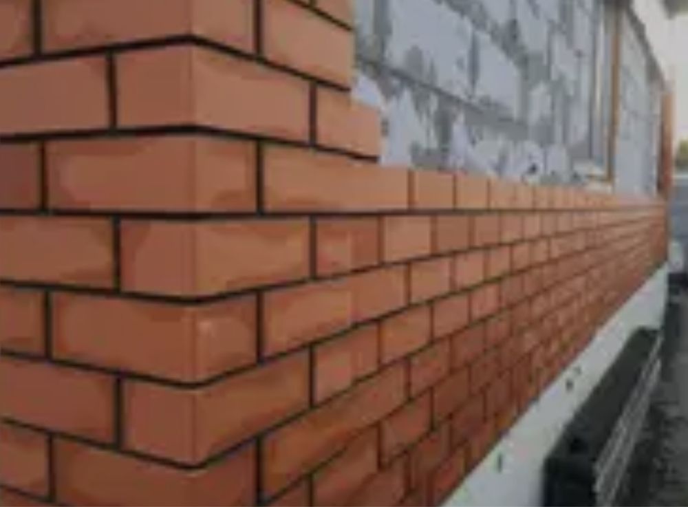 Бригада строителей из Узбекистана