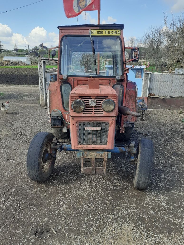 Tractor UTB 445 U cu tot cu utilaje