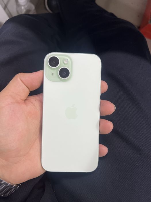 Айфон 15 128 гб срочно продаю