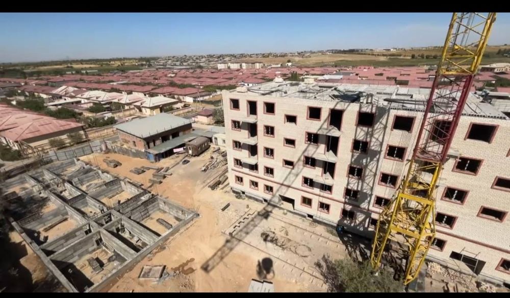 Qibrayda 5 qavatli yangi 2 va 3 xonali xonadonlar sotuvda