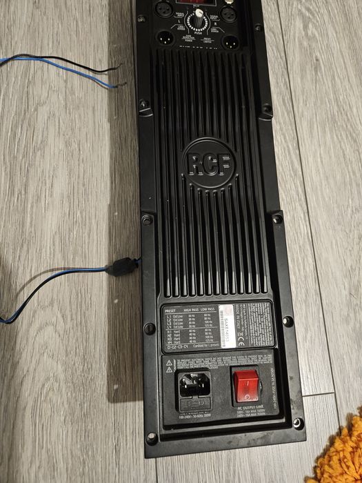 Vand amplificator subwoofer RCF 905 as2