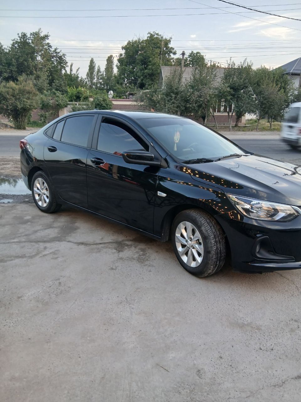 Машина onix 2023 alooo