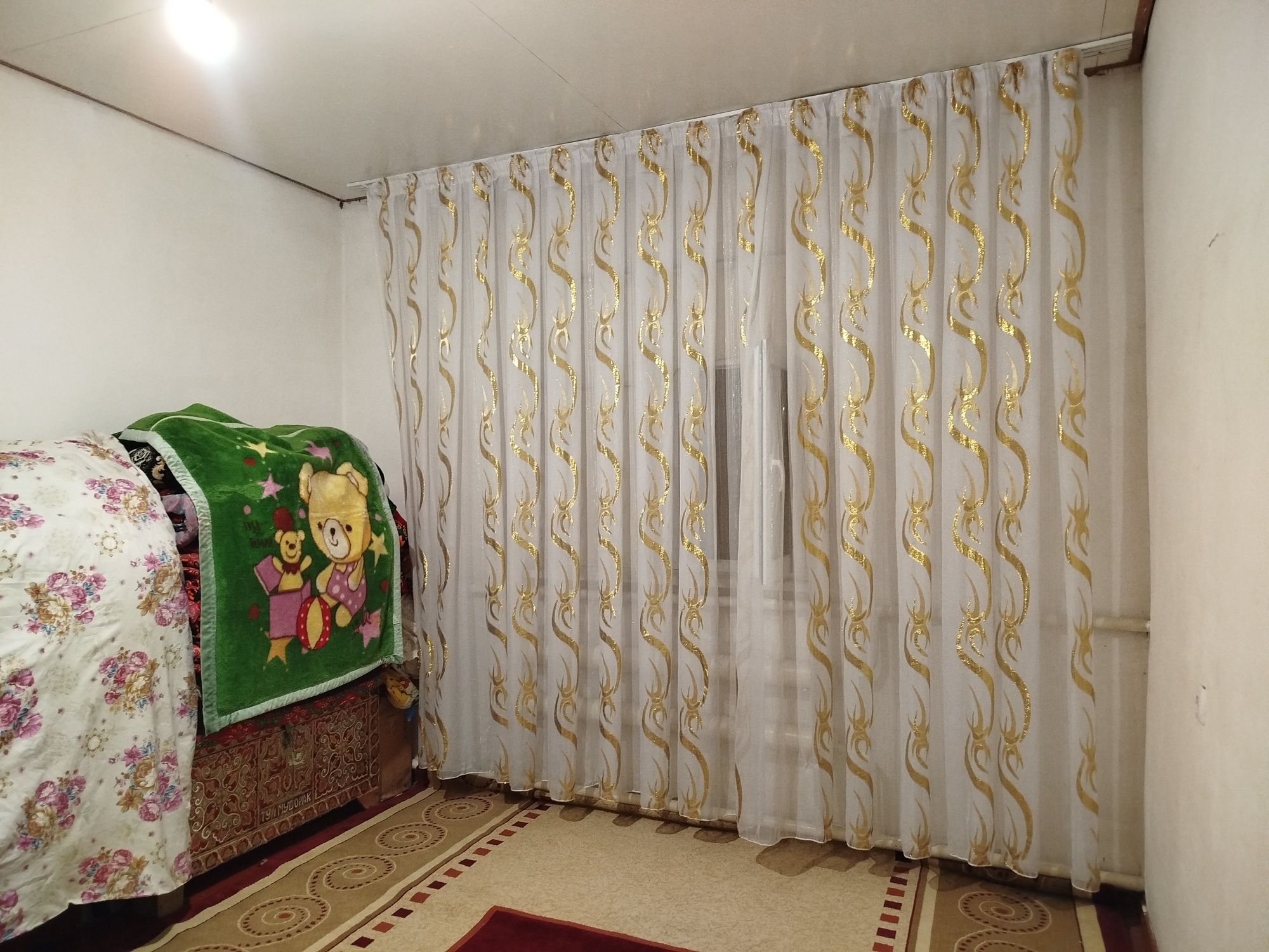 Жай сатылади 4 комнаты