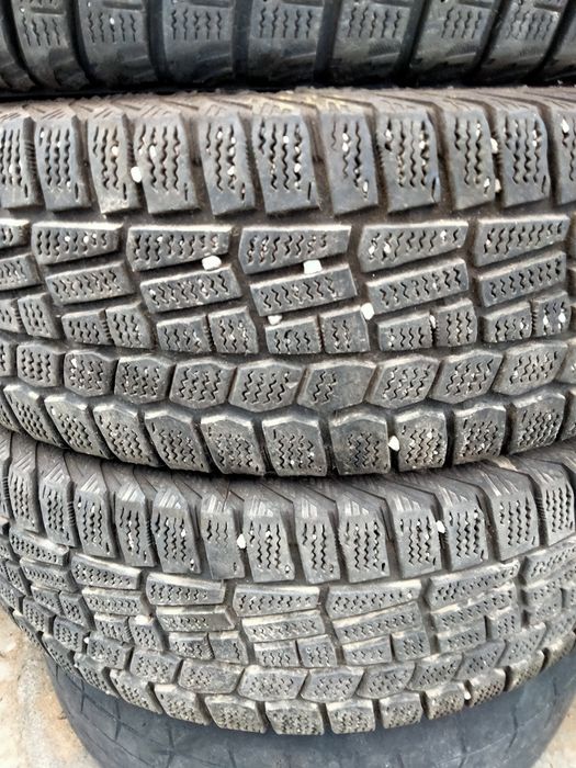 Продам шины 185/65/15