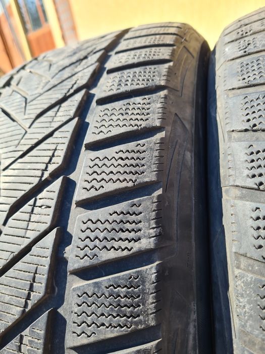 2 бр. зимни гуми 255/45/19 Vredestein 5,5 mm DOT 4415