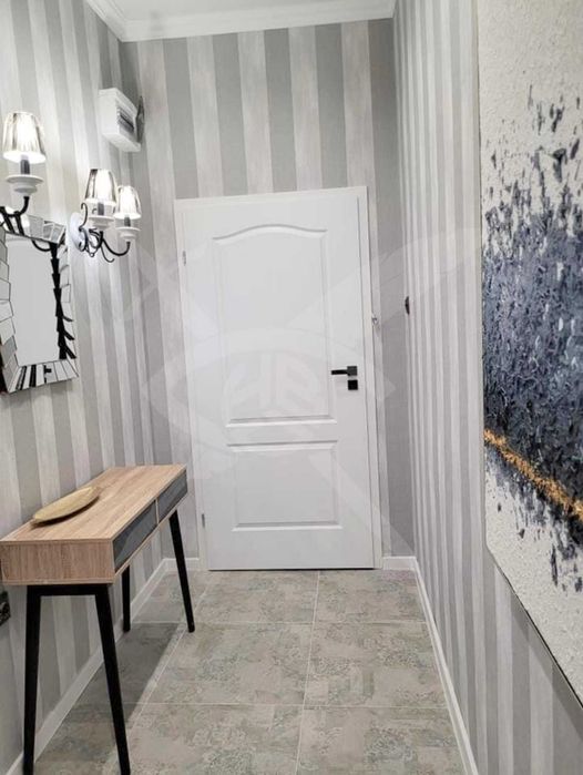 Продава се Тристаен апартамент в Пловдив, Кършияка - 75 кв.м за 1900 €/кв.м - Снимка #8