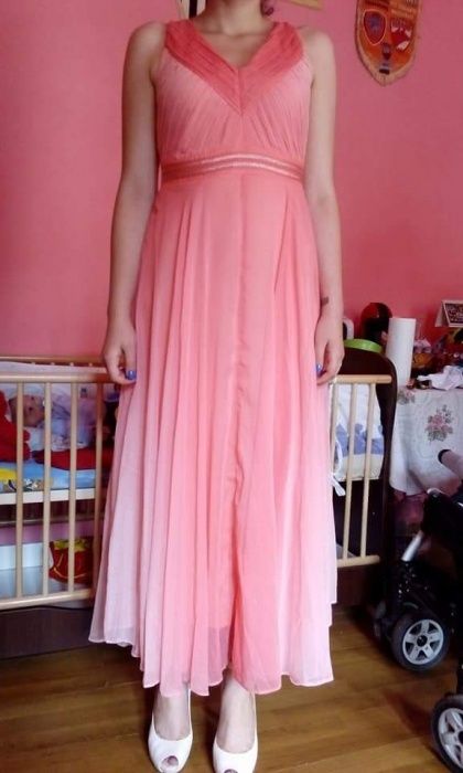 Rochiță elegantă.