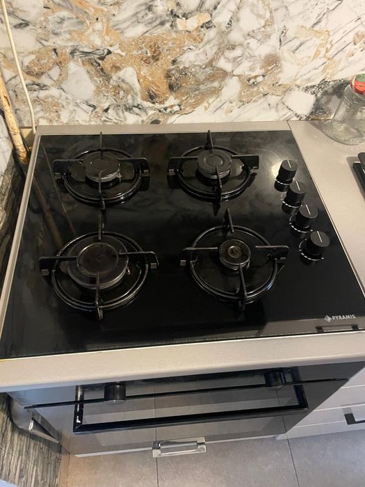 plita pe gaz și cuptor electric incorporabil