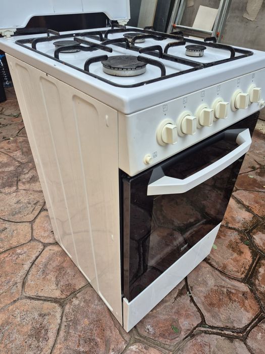 Aragaz  beko stare foarte  bună