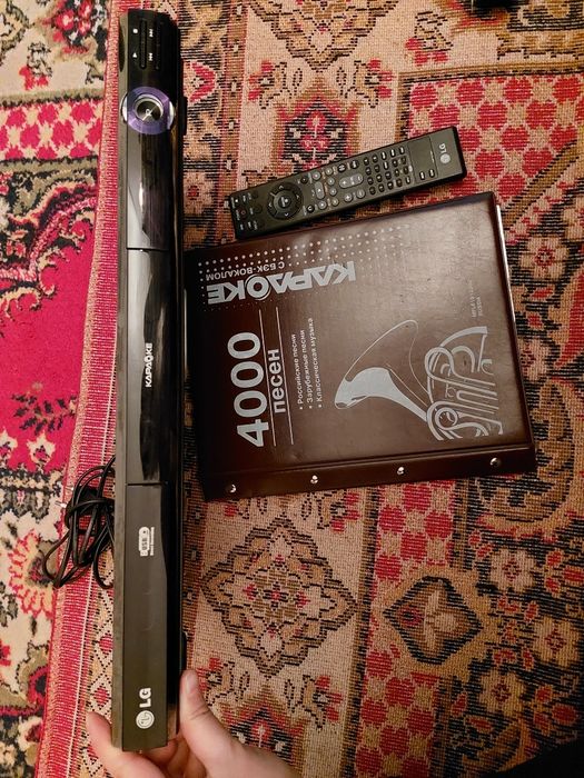 Караоке LG в отличном состоянии