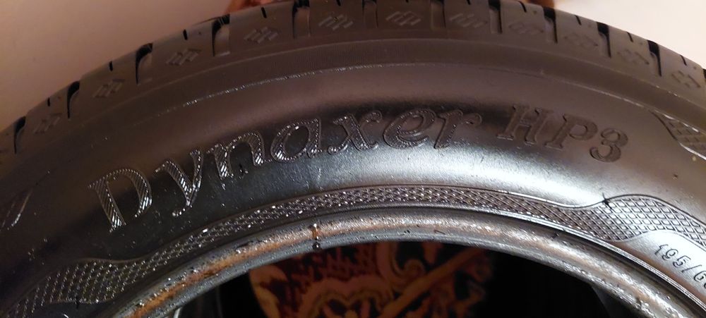Летни Гуми 195 /60 R15 цола  2 бр. Kleber Dynaxer HP3