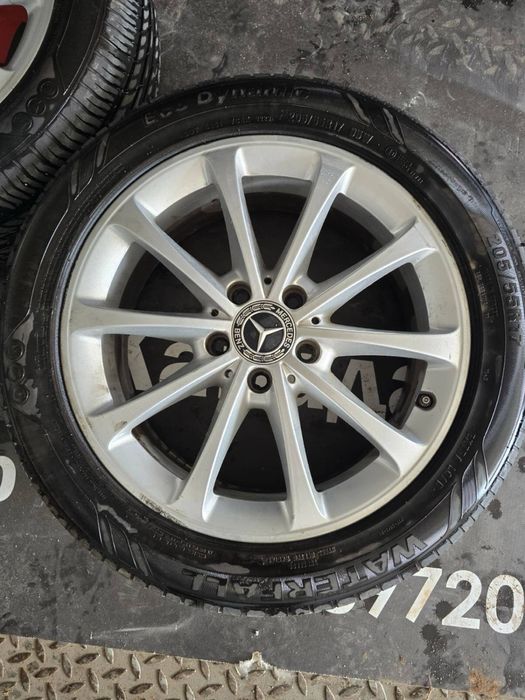 Всесезонни гуми 205/55/17 Waterfall с джанти