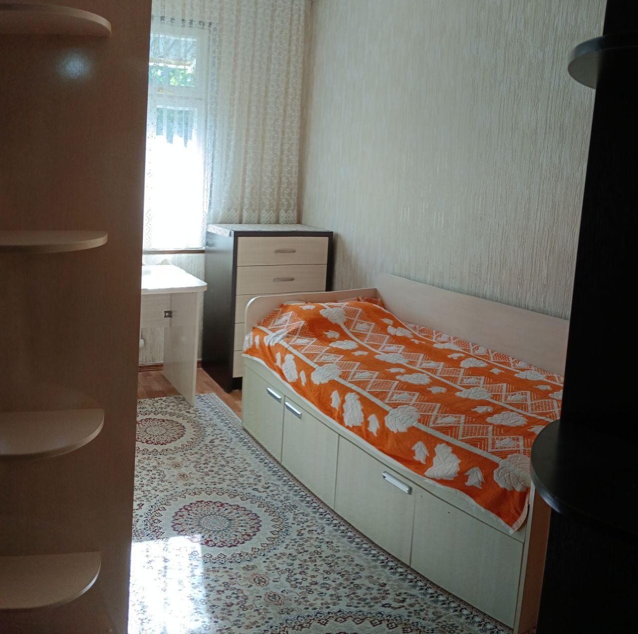 ТТЗ-2 Продаю квартиру 4х переделана в 5 комнатную квартиру