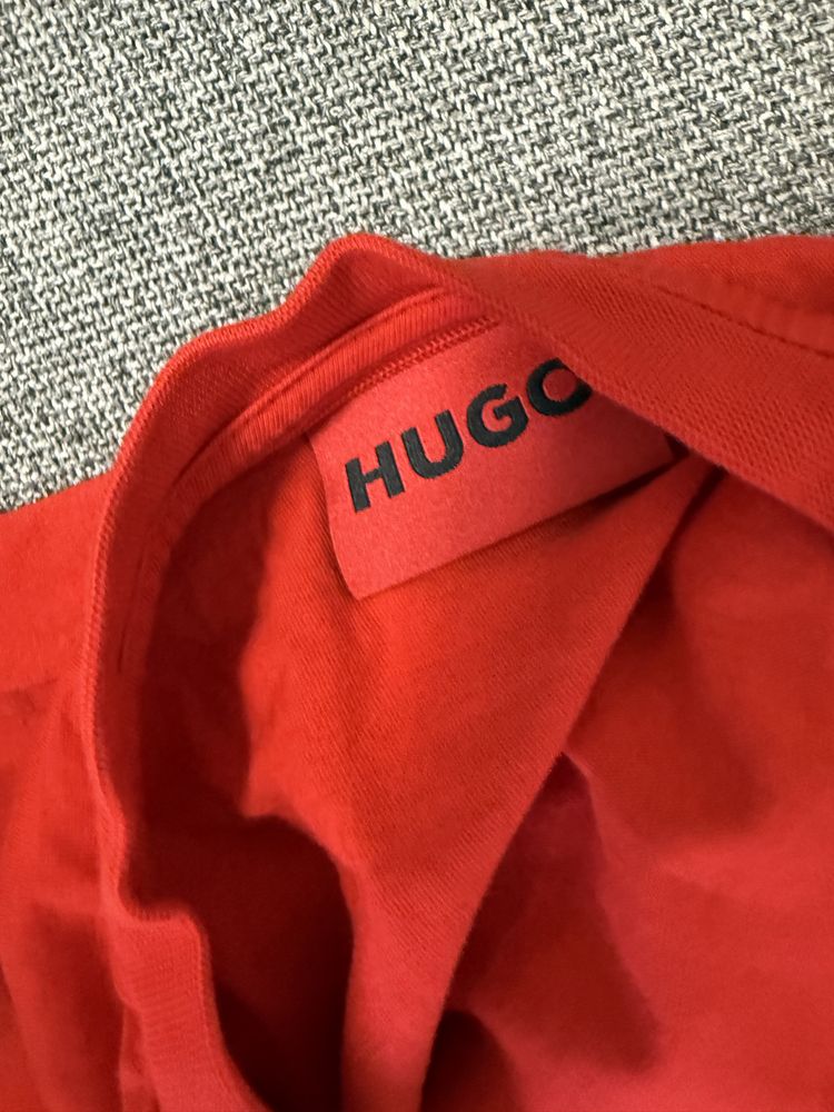 Hugo тениска Л размер