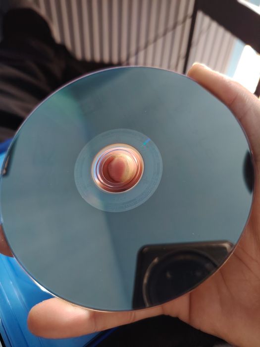 Vând cuberpunk 2077