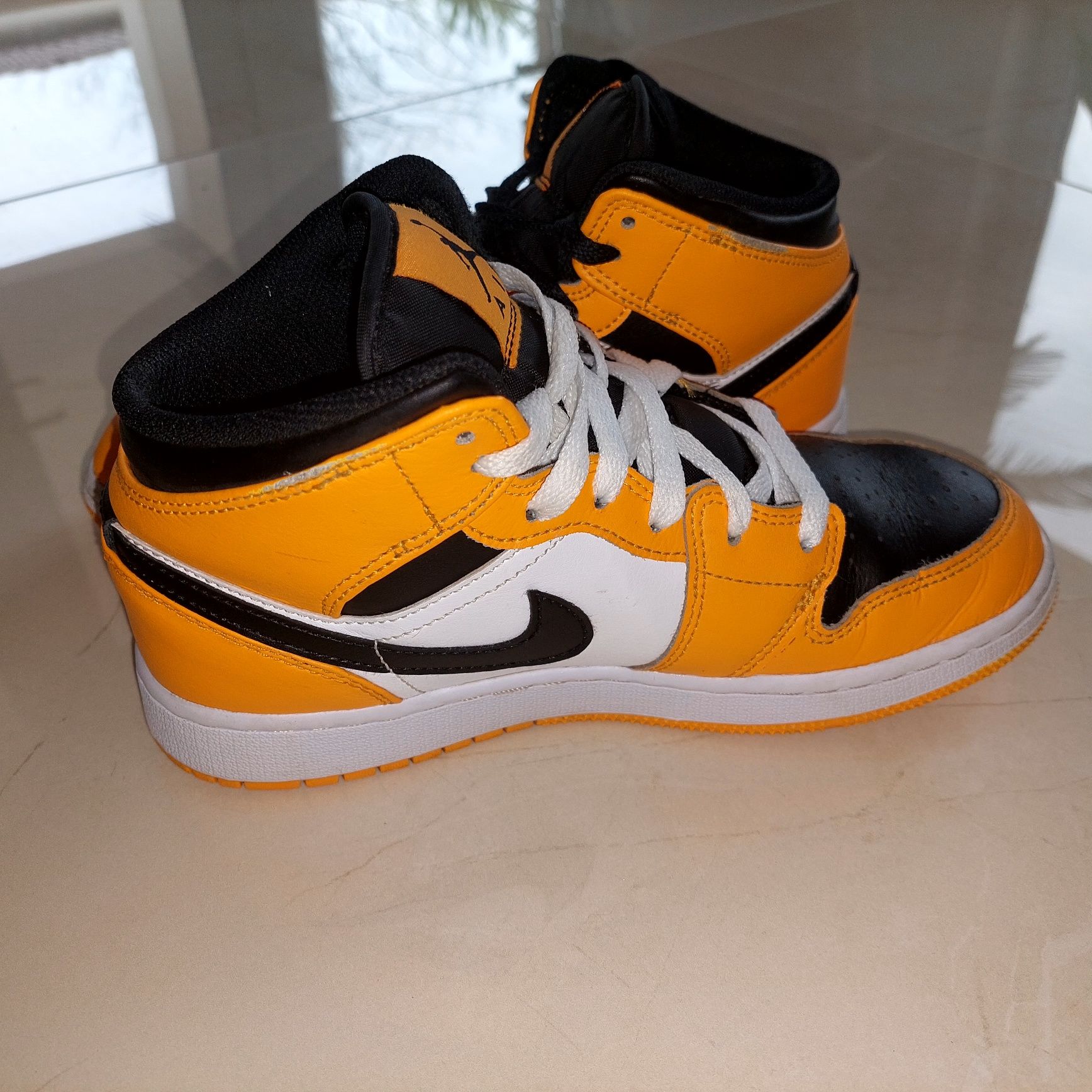 Air Jordan 1 Mid 36,5