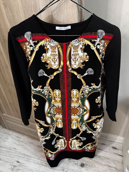 Продавам рокля Zara