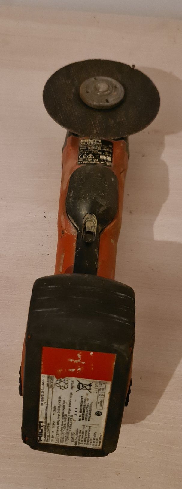 Hilti AG125 A22 polizor unghiular pe acumulator