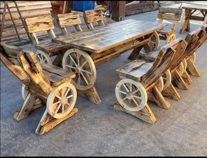 Vand fantani si mese rustice