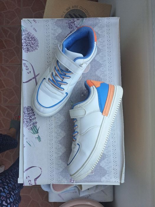 Pantofi sport Reserved mărimea 39