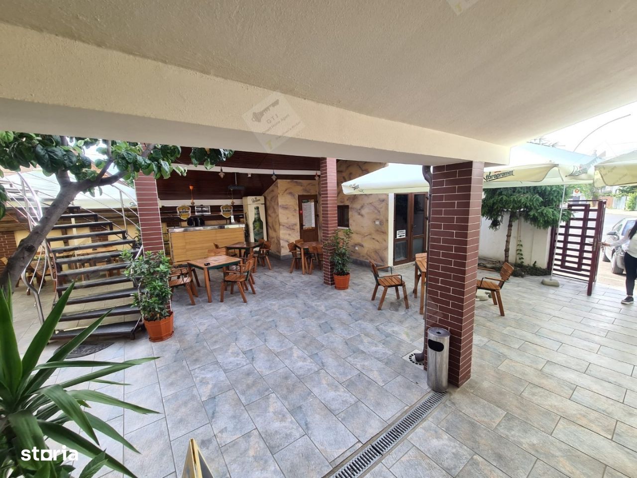 Restaurant Perla Neagra & Cuptorul Pizzeria Cento
