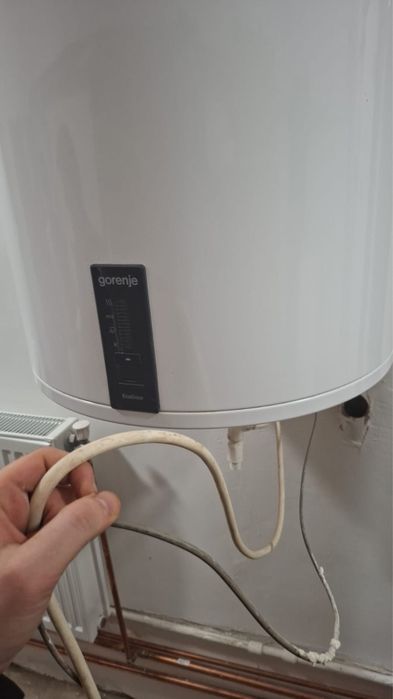 Vand boiler electric Gorenje 120 litri model GBK120ORRNC6 putere 2 kW