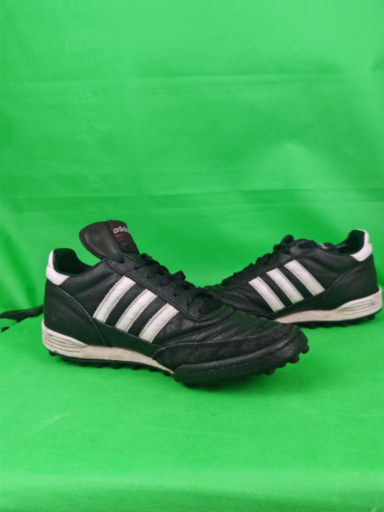 Оригинални стоножки adidas COPA Mundial