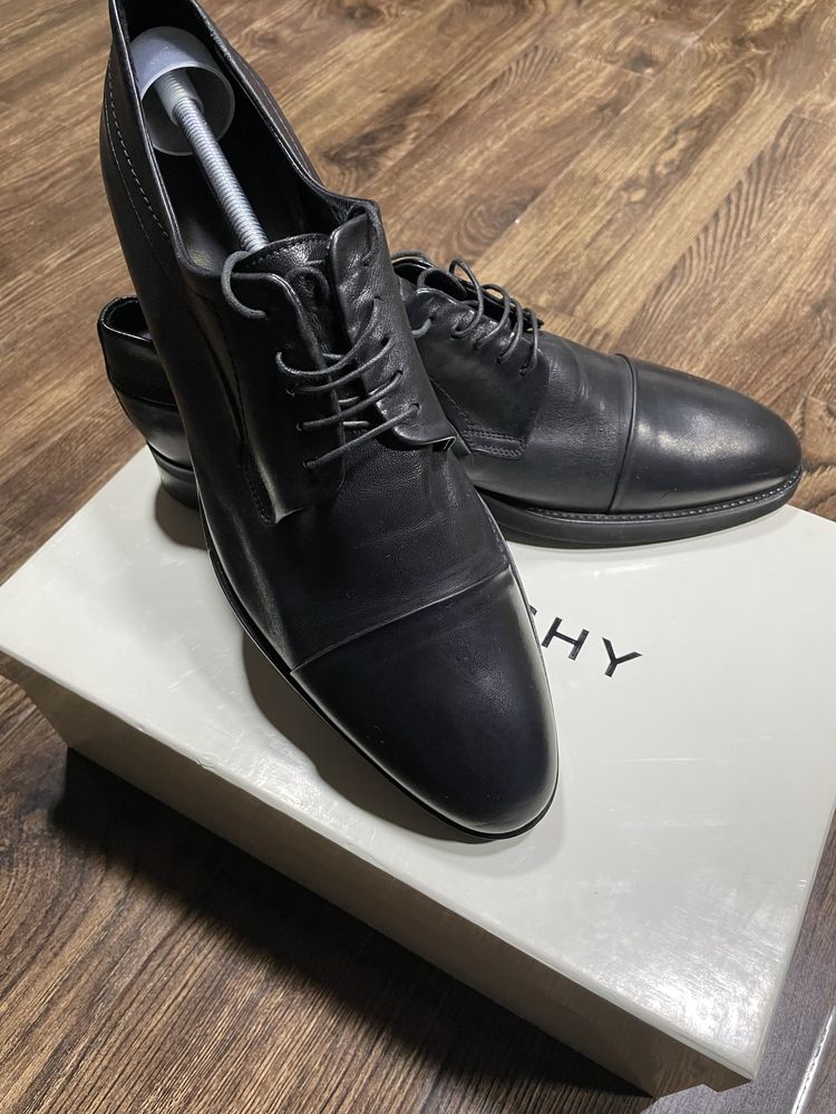 Baldinini&Ессо&Massimo Dutti 43-44 кроссовки
