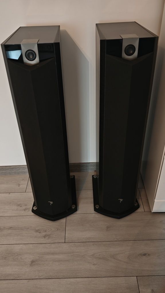 Focal chorus 816 w