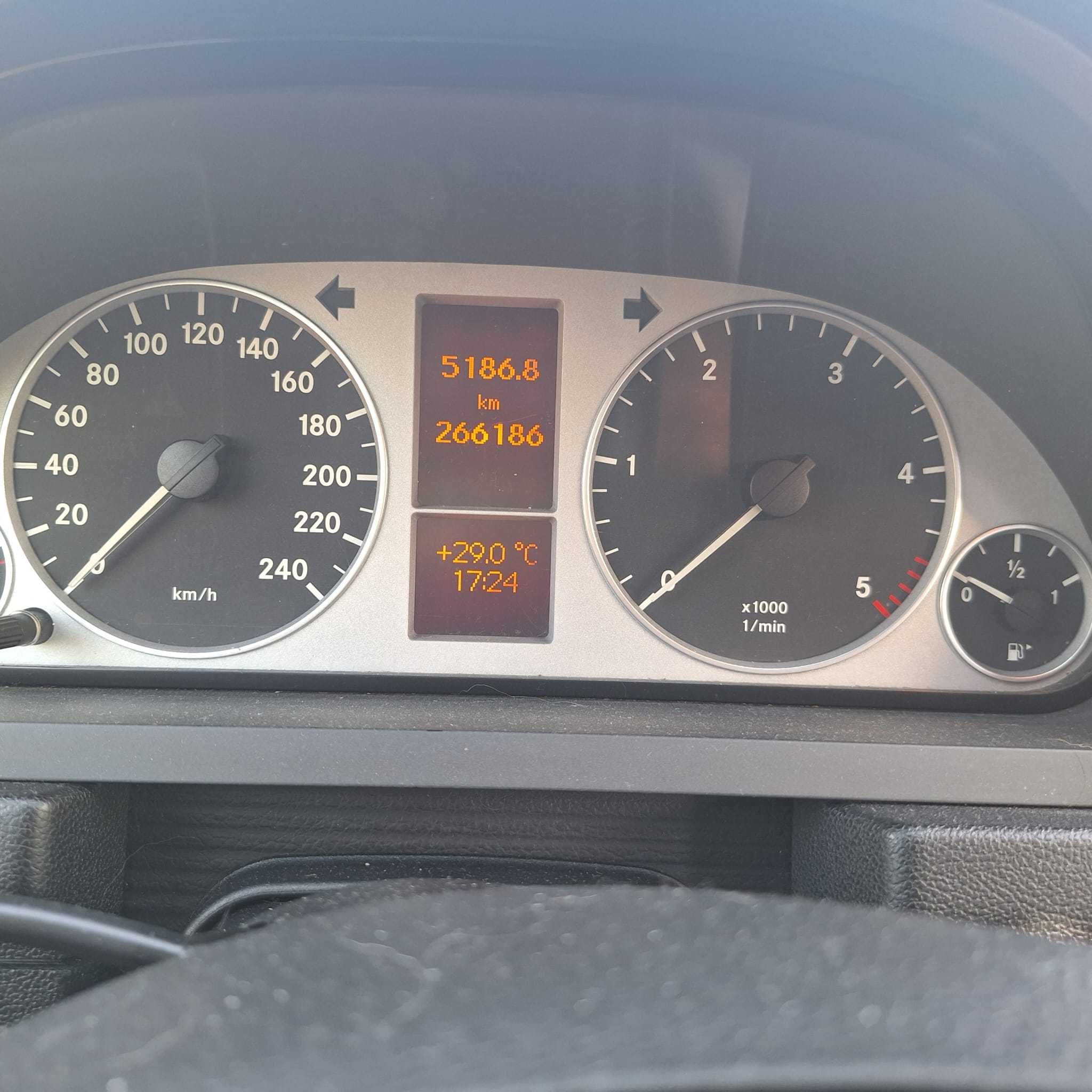 Mercedes Benz B Class