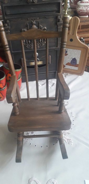 Balasoar din lemn pt papusi