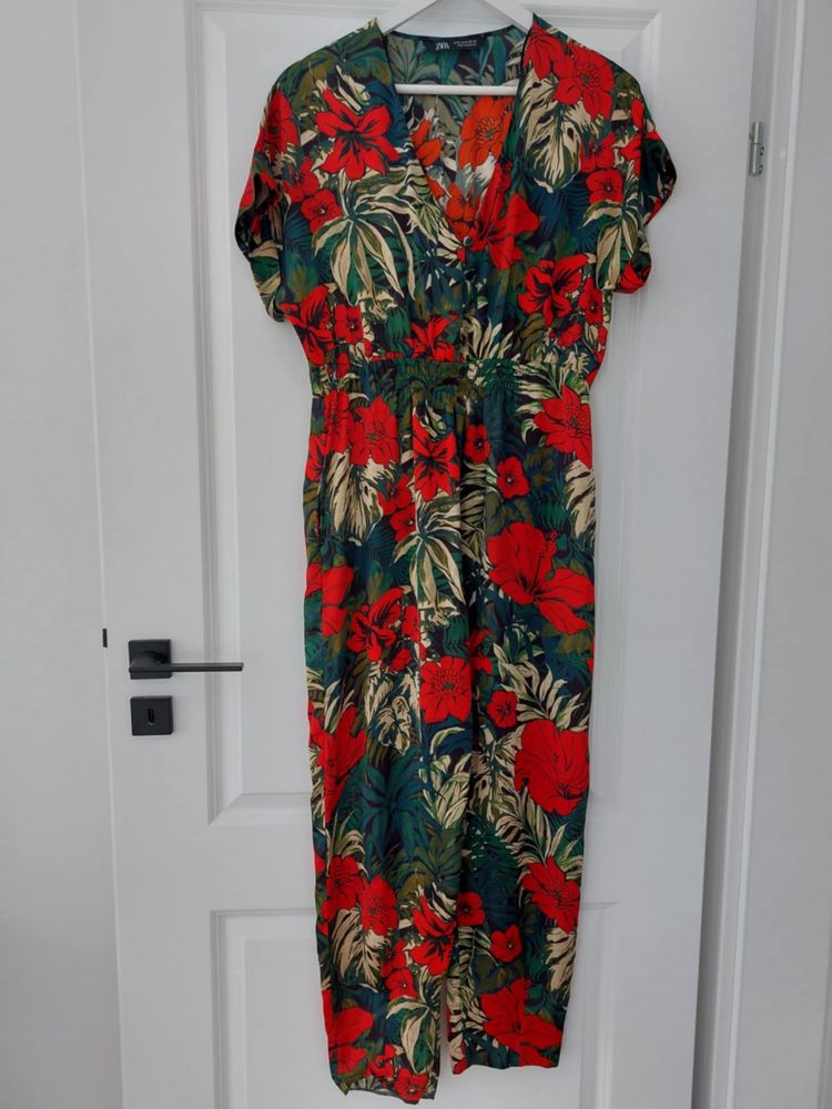 Vand rochie Zara