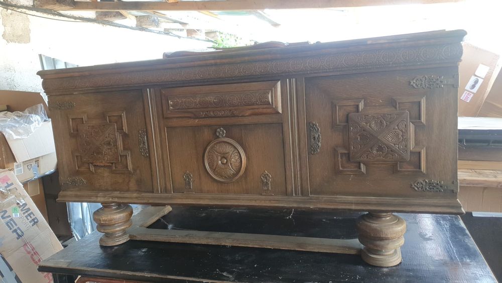 Comoda veche 200/90/60 preț 1100lei