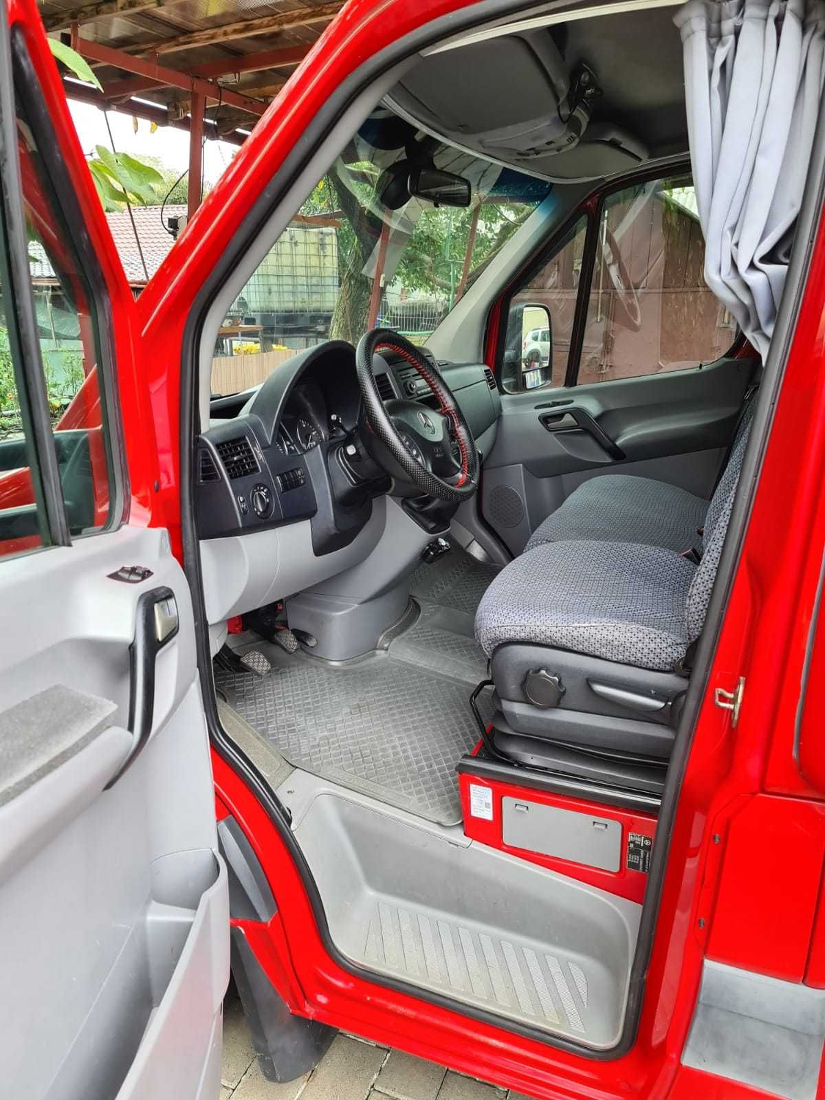 Autoutilitară MERCEDES SPRINTER 315 CDI, carosată cu prelată