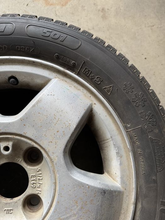 4 Anvelope M/S 2 uzate doar o luna, si foua purin mai uzate