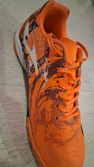 Запазени стоножки Joma - 36 н.