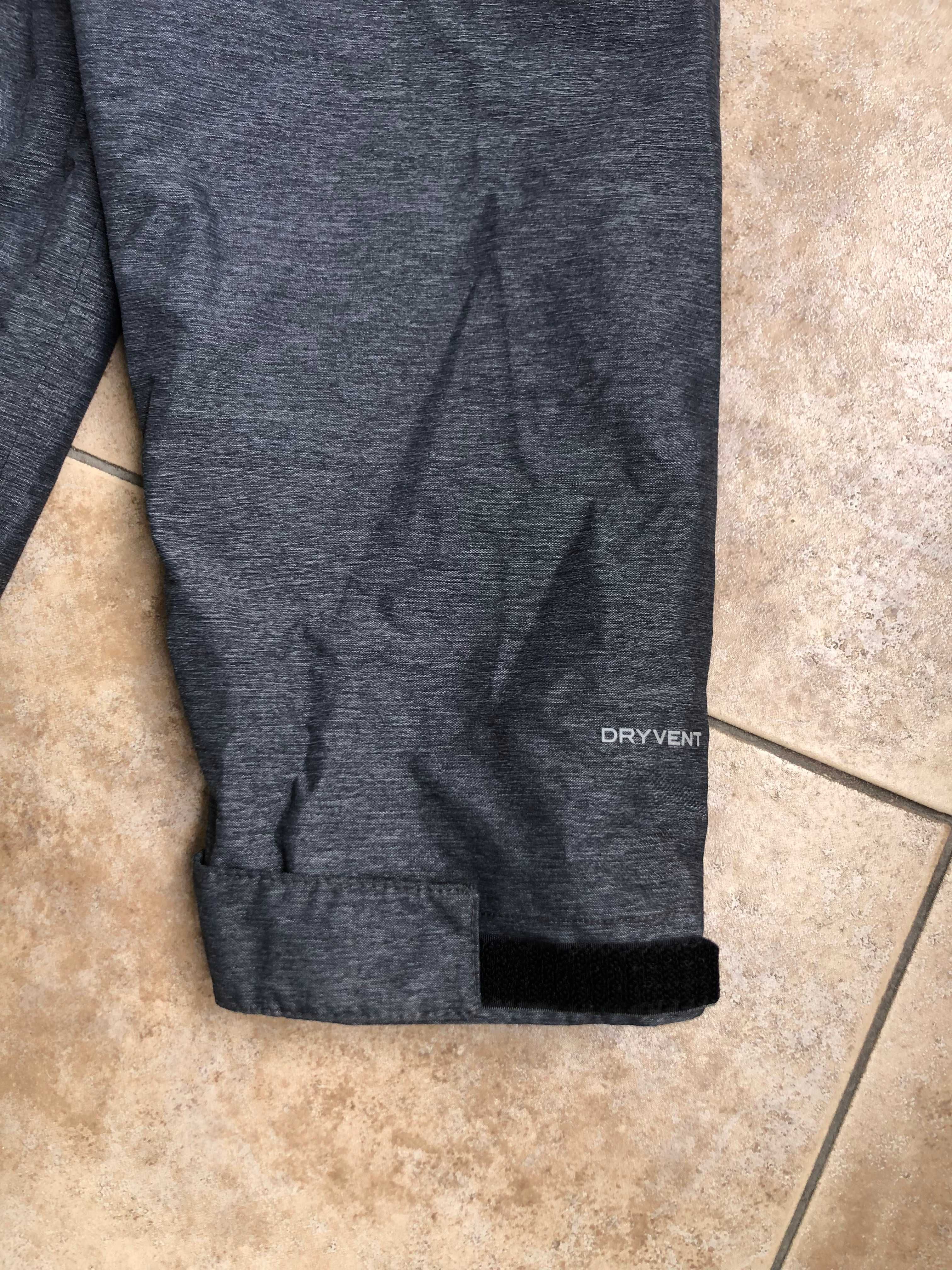 The North Face Dryvent детско водоустойчиво яке 18-20г