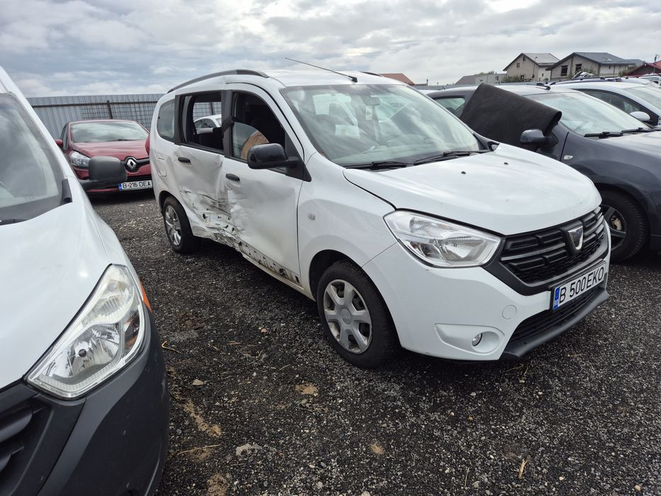 Dacia lodgy lovita avariata
