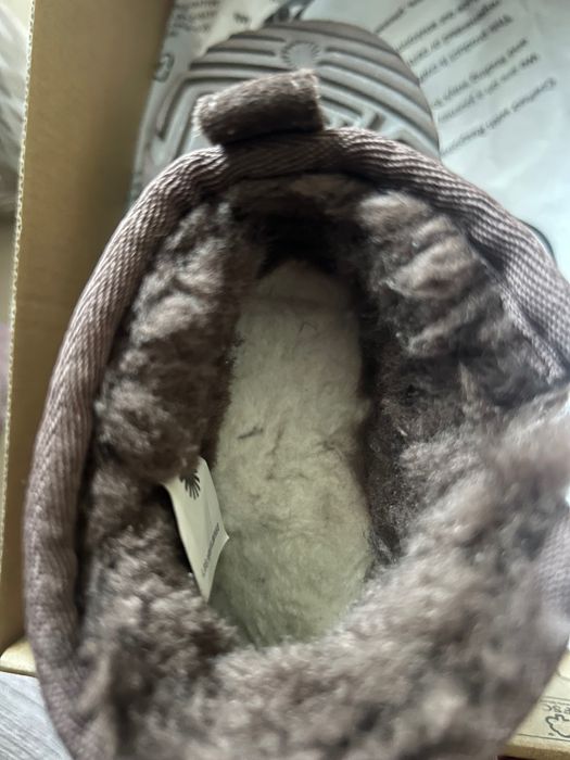 Ugg кафяви 28.5 носени веднъж