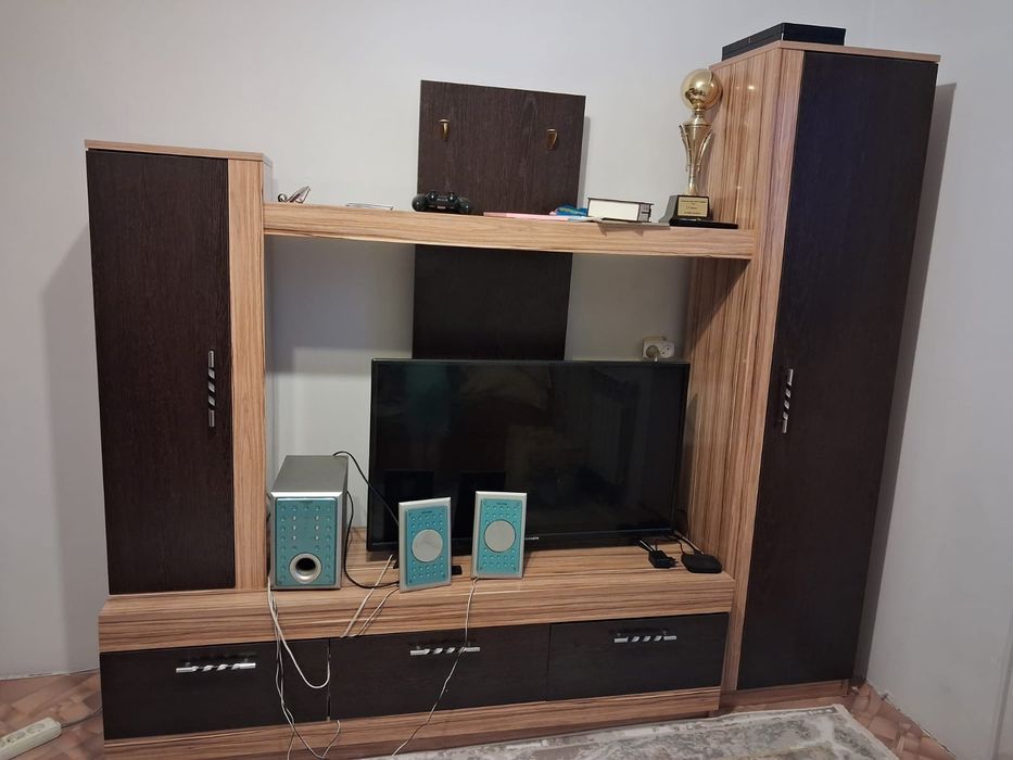 Продам шкаф,диван,духовку