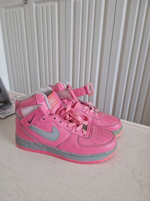 Кроссовки утепленные