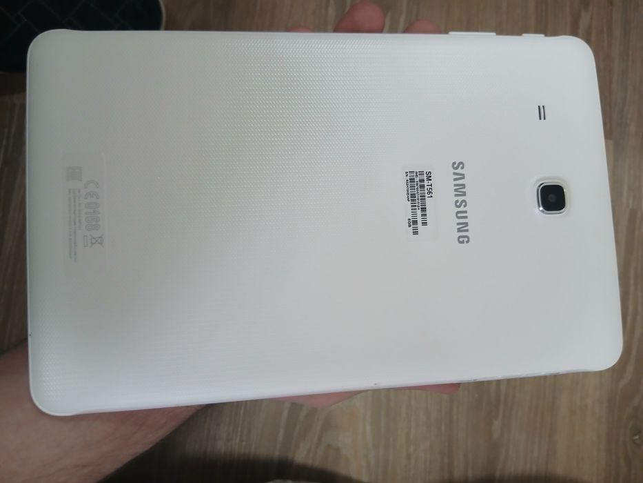 Samsung sm-t561  в отличном состоянии