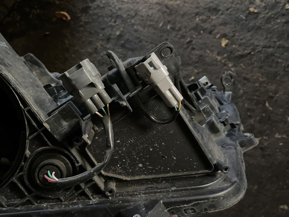 Far Toyota RAV 4 facelift 2015 - 2017 far stanga led rav4 XA40