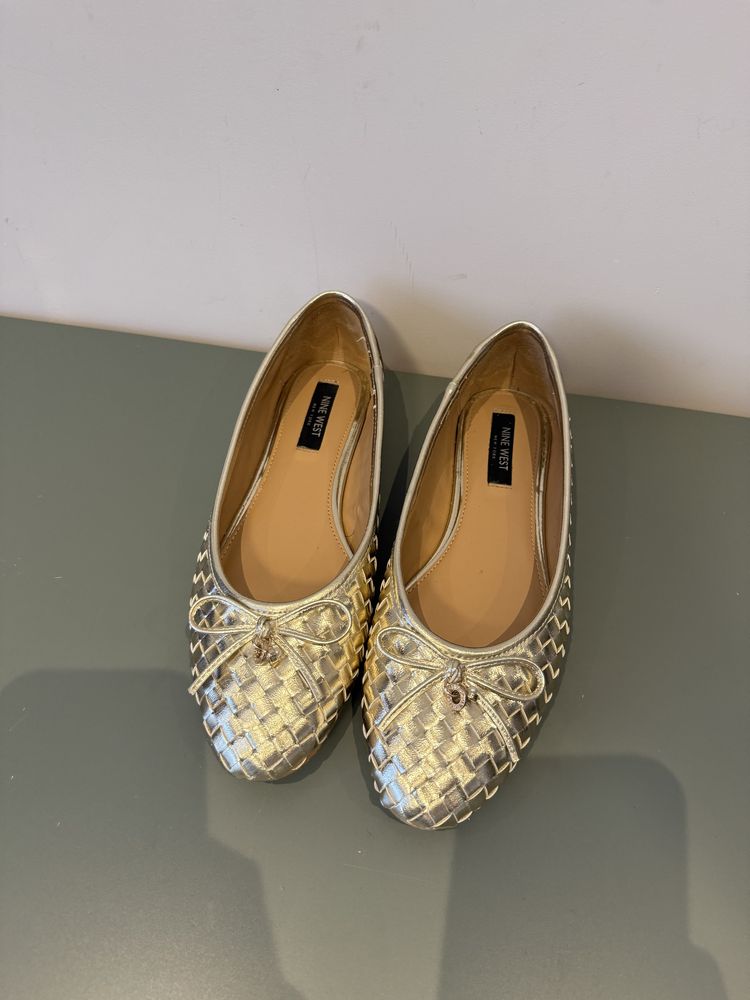 Балерини NINE WEST златни
