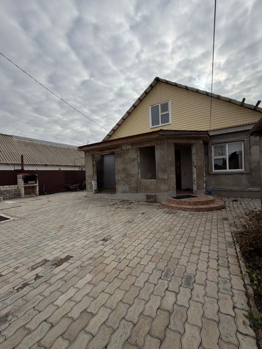 Продается дом в р-н Старого аэропота, ул Алаш.
